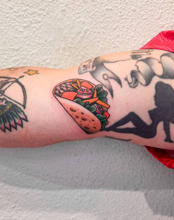 Traditional style taco tattoo by Cihan Pohrenk